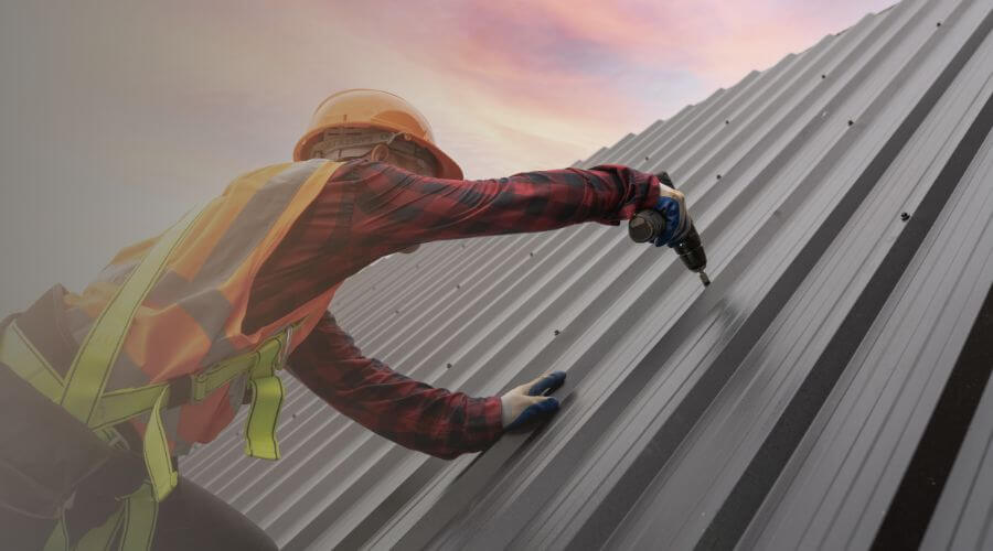 Professional gutter cleaning in Buckley, WA